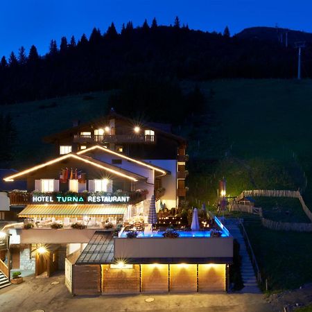 Hotel Turna 말번 외부 사진