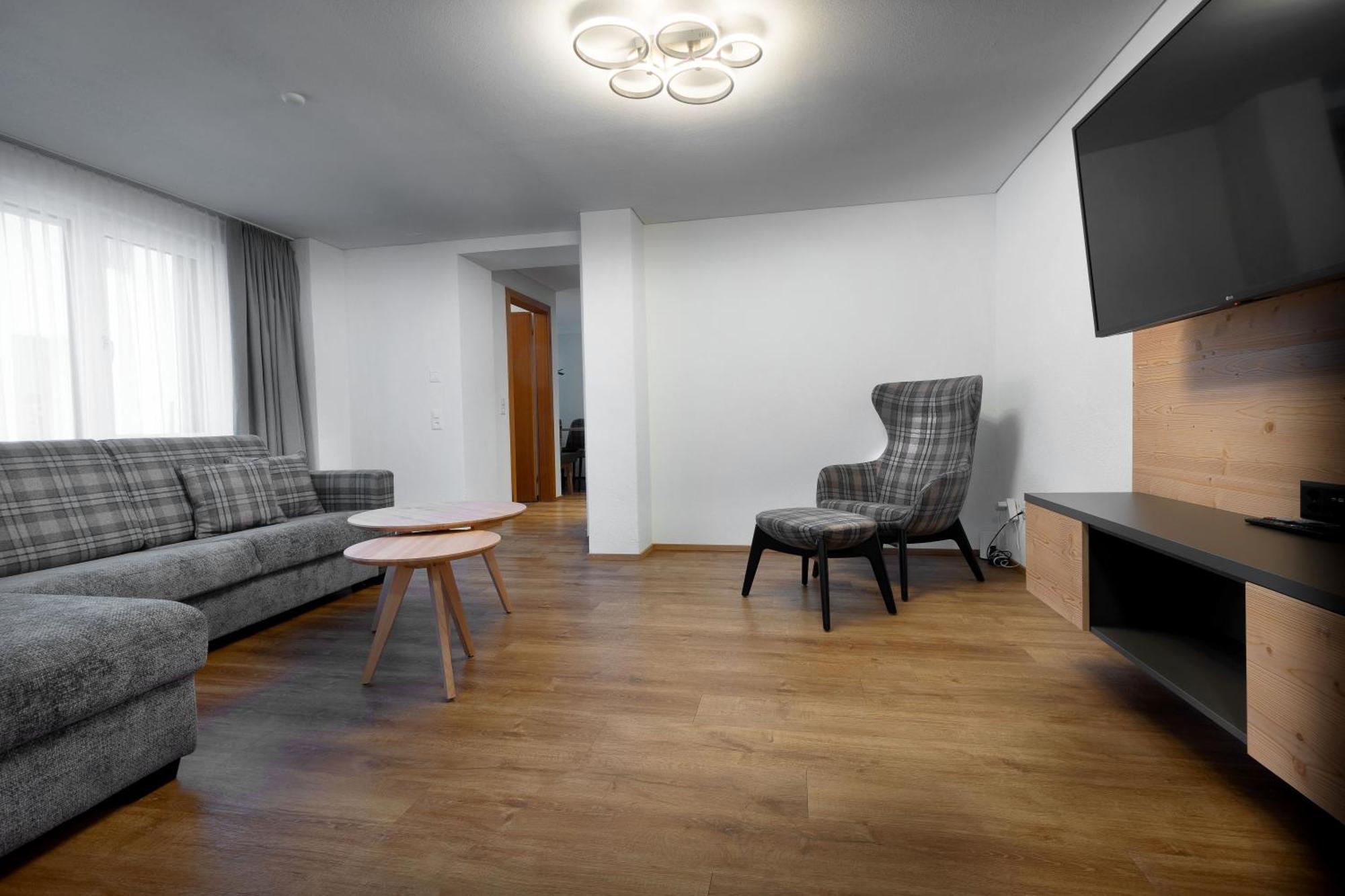 Hotel Turna 말번 외부 사진