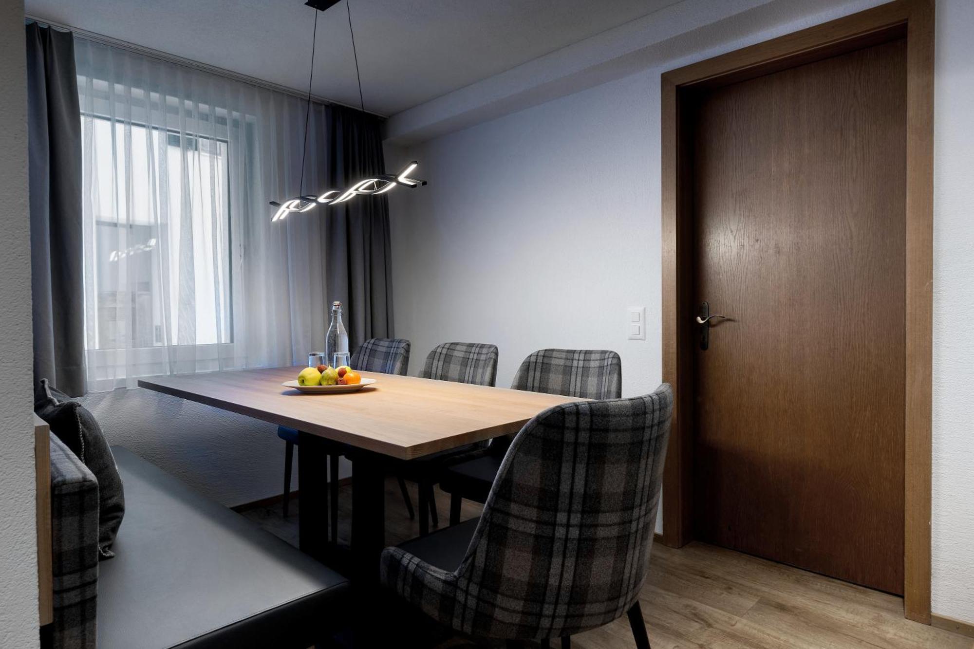 Hotel Turna 말번 외부 사진