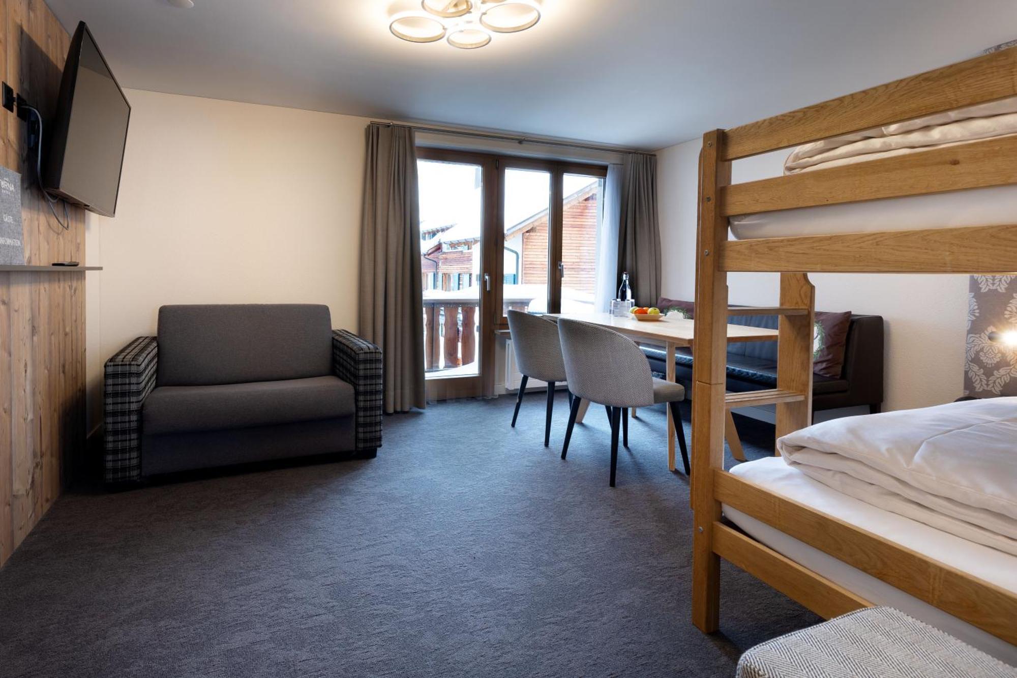 Hotel Turna 말번 외부 사진