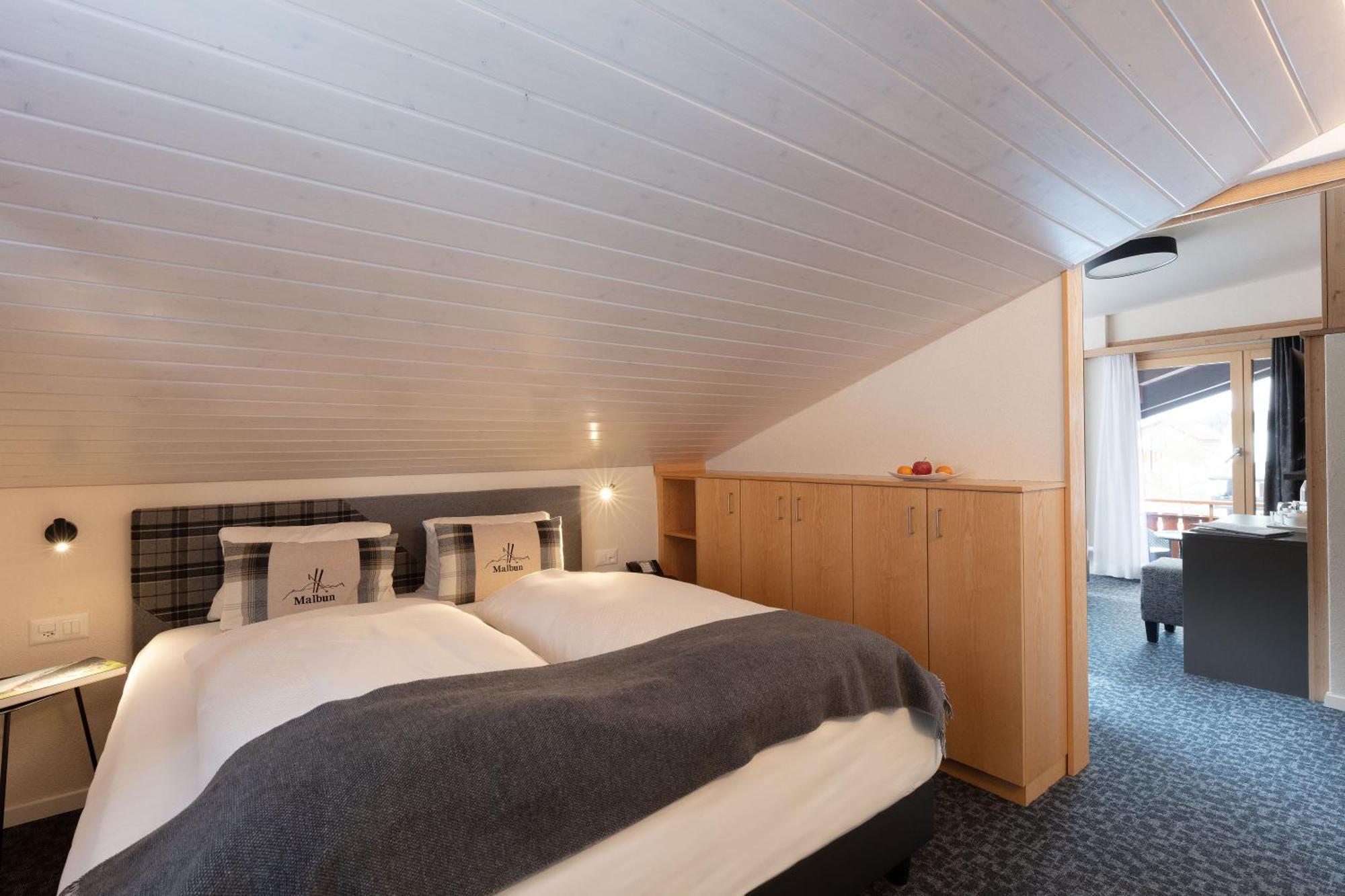Hotel Turna 말번 외부 사진