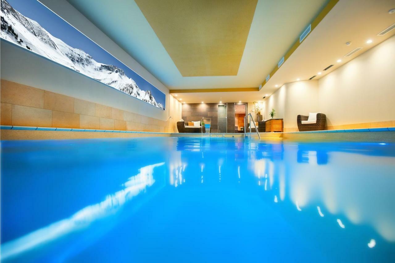 Hotel Turna 말번 외부 사진